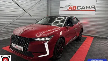 Rood, metallic lak Gebruikt 2023 DS Automobiles DS4 Performance Line Plus Hatchback | € 23.495 (Goede deal)