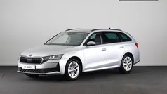 Grijs Gebruikt 2024 Skoda Octavia Business Line Stationwagen | € 29.849 (Eerlijke prijs)