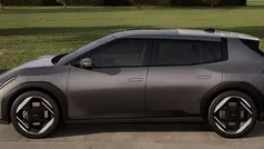 Gebruikt 2025 Kia EV4 Advance Hatchback | € 41.695 (Eerlijke prijs)