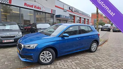 Blauw Occasion 2023 Skoda Fabia Ambition Hatchback | € 19.849 (Eerlijke prijs)