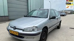 Grijs Gebruikt 2002 Peugeot 106 Hatchback | € 1.499 (Eerlijke prijs)