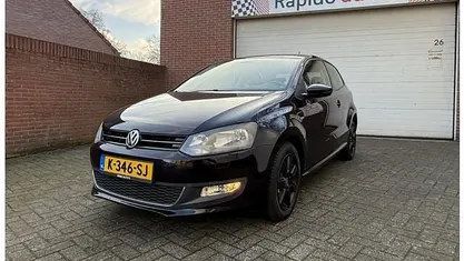 Zwart Occasion 2012 VW Polo Trendline Hatchback | € 4.999 (Eerlijke prijs)