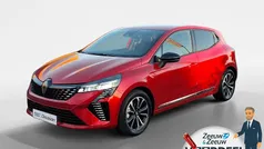 Rood Gebruikt 2024 Renault Clio V Techno Hatchback | € 23.935 (Eerlijke prijs)