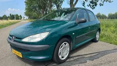 Groen Gebruikt 2001 Peugeot 206 Hatchback | € 599 (Goede deal)