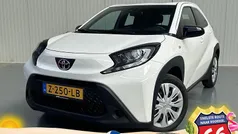 Gebruikt 2024 Toyota Aygo Play Hatchback | € 18.950 (Eerlijke prijs)