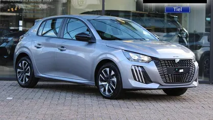 Gebruikt 2025 Peugeot 208 Style Hatchback | € 25.544 (Super prijs)