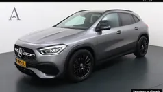 Grijs Gebruikt 2021 Mercedes GLA200 AMG SUV | € 39.850 (Eerlijke prijs)