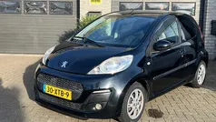 Zwart Gebruikt 2012 Peugeot 107 Envy Hatchback | € 2.995 (Goede deal)