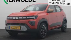 Rood, metallic lak Nieuw 2025 Dacia Spring Extreme Hatchback | € 18.445 (Eerlijke prijs)