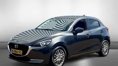 Gebruikt 2020 Mazda 2 Luxury Hatchback | € 16.440 (Eerlijke prijs)