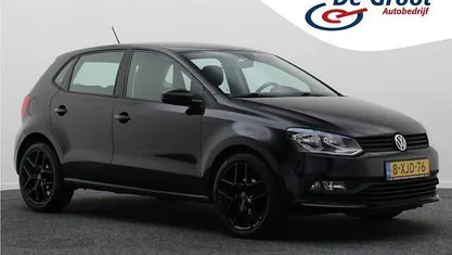 Zwart Gebruikt 2014 VW Polo Comfortline Hatchback | € 7.950 (Eerlijke prijs)