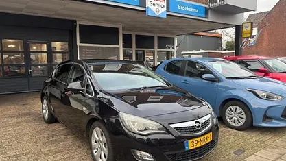 Occasion 2010 Opel Astra Sport Hatchback | € 4.950 (Eerlijke prijs)