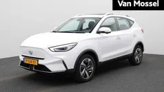 Wit Gebruikt 2022 MG ZS Luxury Sedan | € 21.495 (Eerlijke prijs)