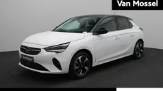 Wit Gebruikt 2023 Opel Corsa-e Elegance Hatchback | € 19.900 (Eerlijke prijs)