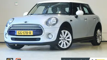 Occasion 2015 Mini Cooper Business Hatchback | € 9.900 (Super prijs)