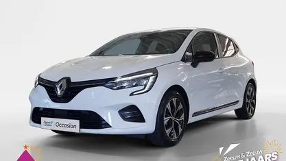 Blanc glacier 369 Gebruikt 2022 Renault Clio V Evolution Hatchback | € 13.935 (Eerlijke prijs)
