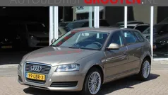 Beige, metallic lak Gebruikt 2010 Audi A3 Sportback Hatchback | € 7.999 (Eerlijke prijs)