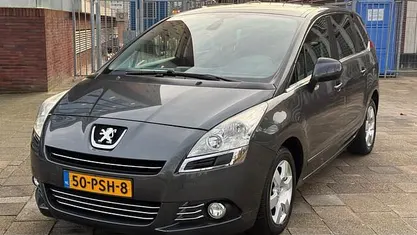 Gebruikt 2011 Peugeot 5008 MPV | € 3.950 (Eerlijke prijs)
