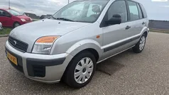 Gebruikt 2007 Ford Fusion MPV | € 3.399 (Eerlijke prijs)