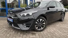 Zwart Gebruikt 2022 Kia Ceed Stationwagen | € 22.950 (Goede deal)
