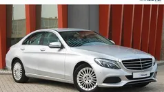 Grijs Gebruikt 2016 Mercedes C180 Luxury Sedan | € 19.800 (Goede deal)