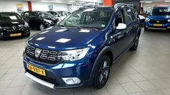 Blauw Gebruikt 2018 Dacia Logan MCV Stepway MPV | € 8.950 (Eerlijke prijs)