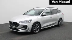 Zilver Gebruikt 2023 Ford Focus ST-Line Stationwagen | € 25.940 (Eerlijke prijs)