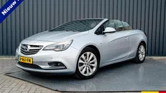 Grijs, metallic lak Gebruikt 2016 Opel Cascada Innovation Cabriolet | € 16.945 (Eerlijke prijs)