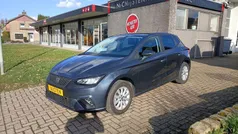 Grijs, metallic lak Gebruikt 2022 Seat Ibiza CONNECT Hatchback | € 16.850 (Eerlijke prijs)