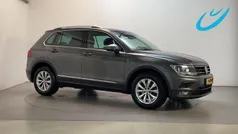 Grijs Gebruikt 2020 VW Tiguan Comfortline SUV | € 24.400 (Super prijs)