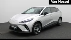 Grijs Gebruikt 2023 MG MG4 EV Luxury Hatchback | € 22.900 (Eerlijke prijs)