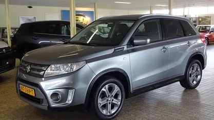 Occasion Suzuki Vitara Exclusive 120 PK (88 kW) 2017 Grijs SUV