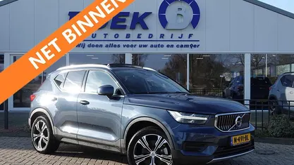 Blauw Occasion 2021 Volvo XC40 Inscription SUV | € 27.840 (Eerlijke prijs)