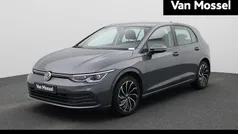 Grijs Gebruikt 2020 VW Golf VII Style Hatchback | € 22.400 (Eerlijke prijs)