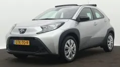 Grijs metallic Gebruikt 2023 Toyota Aygo Limited Hatchback | € 19.845 (Goede deal)