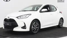 Gebruikt 2023 Toyota Yaris Hybrid Hatchback | € 23.945 (Eerlijke prijs)