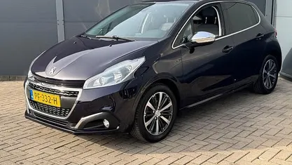 Occasion Peugeot 208 Allure 110 PK (80 kW) 2017 Hatchback