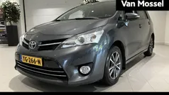 Grijs Gebruikt 2014 Toyota Verso Business Edition MPV | € 12.900 (Eerlijke prijs)