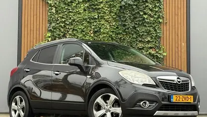 Zwart Occasion 2013 Opel Mokka Cosmo SUV | € 10.950 (Eerlijke prijs)