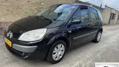 Zwart Gebruikt 2007 Renault Scénic II MPV | € 1.795 (Eerlijke prijs)
