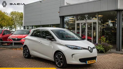Wit Gebruikt 2018 Renault Zoe LIMITED Hatchback | € 7.850 (Eerlijke prijs)