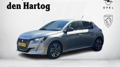 Zilver Gebruikt 2023 Peugeot 208 Allure Hatchback | € 18.900 (Eerlijke prijs)