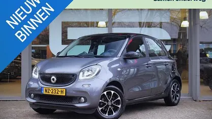 Zwart Occasion 2015 Smart ForFour Proxy Hatchback | € 6.903 (Eerlijke prijs)