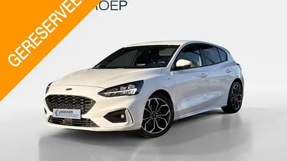 Wit Occasion 2020 Ford Focus ST-Line Hatchback | € 17.945 (Eerlijke prijs)