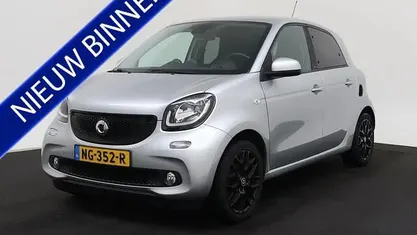 Occasion Smart ForFour Passion 90 PK (66 kW) 2017 Grijs Hatchback