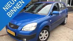 Gebruikt 2005 Kia Rio Play Hatchback | € 1.950 (Eerlijke prijs)