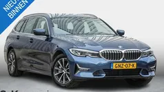 Blauw Gebruikt 2022 BMW 330 Basis Stationwagen | € 38.950 (Goede deal)
