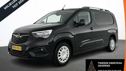 Zwart Gebruikt 2022 Opel Combo Edition MPV | € 16.890 (Eerlijke prijs)