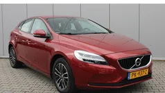 Rood Gebruikt 2016 Volvo V40 Stationwagen | € 13.950 (Eerlijke prijs)