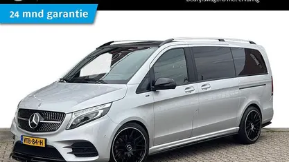 Zilver Gebruikt 2023 Mercedes V220 AMG MPV | € 51.950 (Super prijs)
